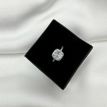 Sparkling Silver Luxe Ring