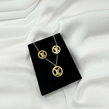 Louis Vuitton Pendant Set